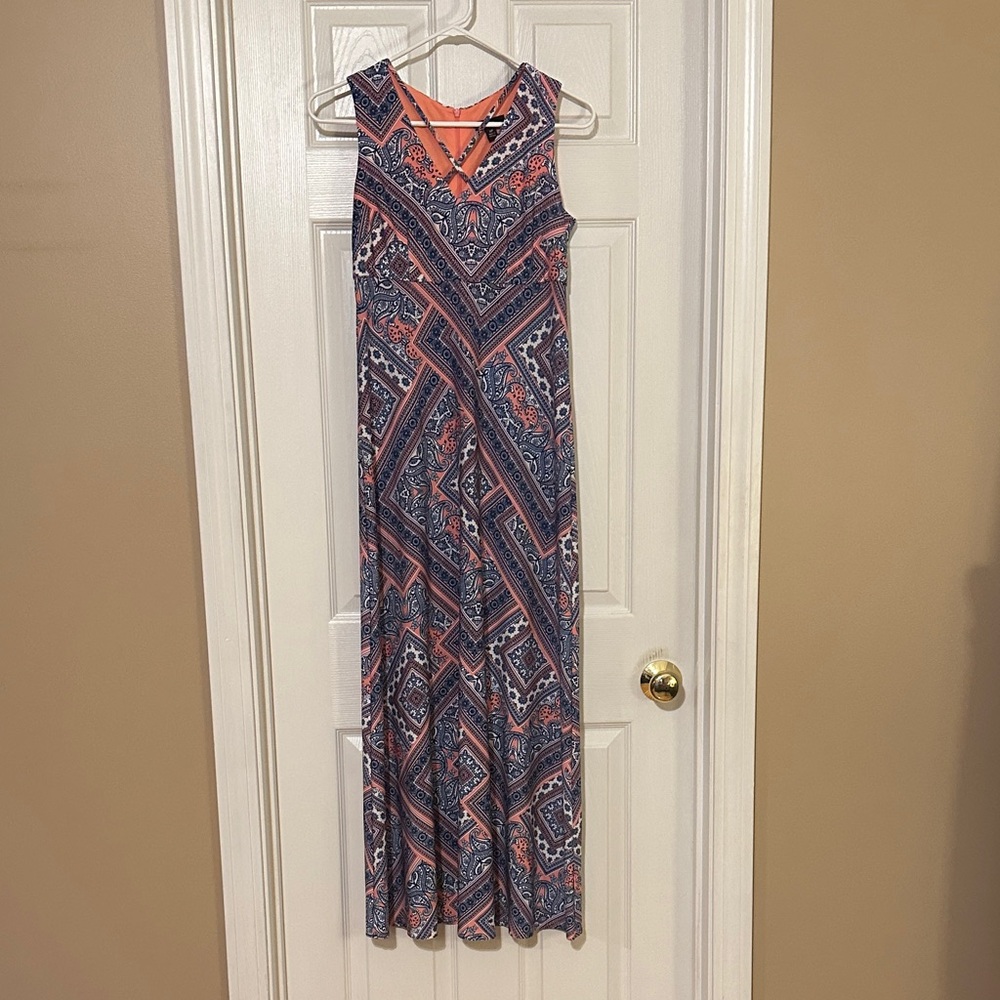 R&K Sleeveless Maxi Dress - Blue and Pink Pattern